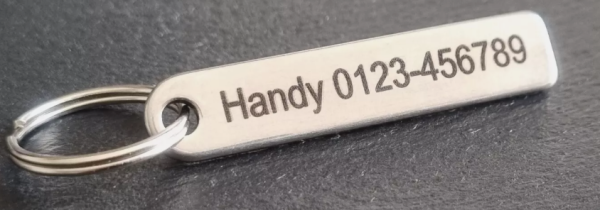 Schlüsselanhänger mit Gravur personalisiert Wunschtext bei Verlust Edelstahl Text